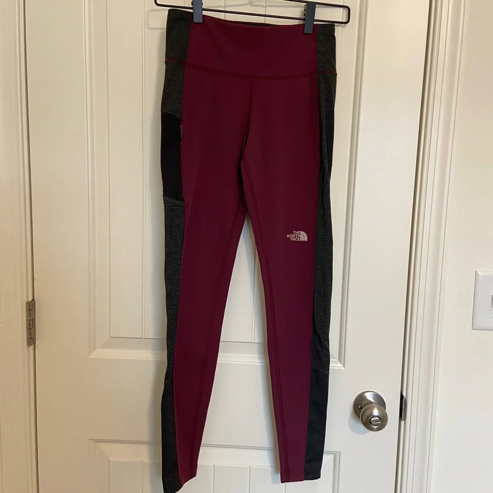 NWOT | The North Face women’s flash dry fleece lined leggings — small